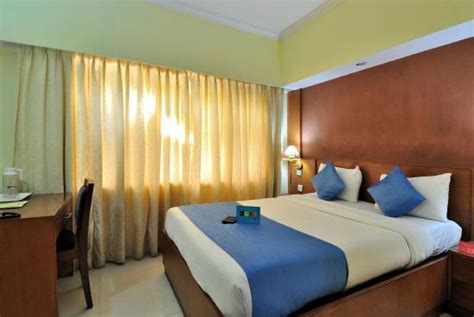 3 star hotels near me.